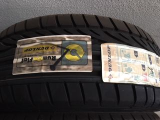 DUNLOP SP01 ROF 215/40R18 RUNONFLAT-thumb-1