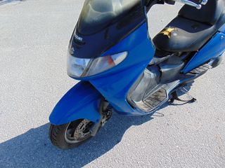 SUZUKI AN 250 BURGMAN ΓΙΑ ΑΝΤΑΛΛΑΚΤΙΚΑ ΚΟΜΜΑΤΙ ΚΟΜΜΑΤΙ / ΜΟΤΟ ΚΟΣΚΕΡΙΔΗΣ 