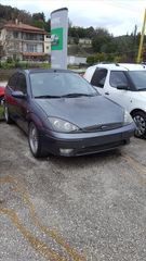 Ford Focus 1.8  '03