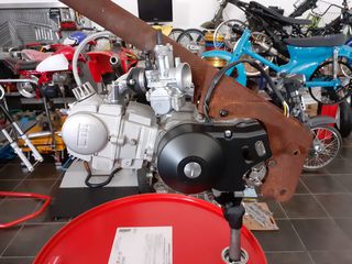 Honda C 1984 C50C (στρογγυλοφαναρο)-thumb-41