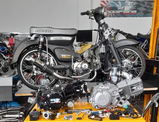 Honda C 1984 C50C (στρογγυλοφαναρο)-thumb-3