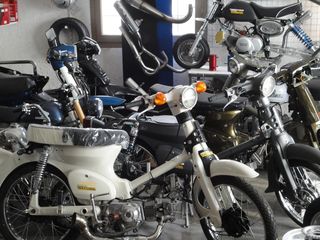 Honda C 1984 C50C (στρογγυλοφαναρο)-thumb-60