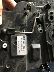 ΚΛΕΙΔΑΡΙΑ ΜΠΑΓΚΑΖ ΓΙΑ VW CADDY 04-10
