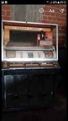 Jukedox seeburg-thumb-2
