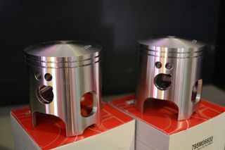 WISECO PISTON KIT RD-350 OVERSIZE +5 ΔΙΑΔΡΟΜΗ-thumb-1