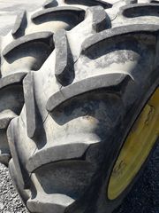 ******* SAKIS TIRES******* 340/85R24 (13.6R24) FIRESTONE 80%     320/70R24 (11.2R24) RADIAL 70%-thumb-1