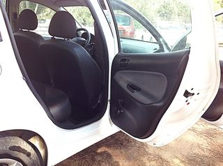 Peugeot 206 2011-thumb-15