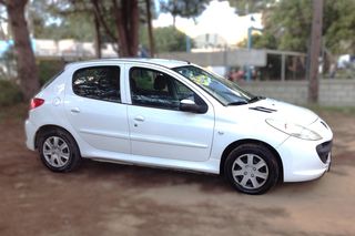 Peugeot 206 2011-thumb-2