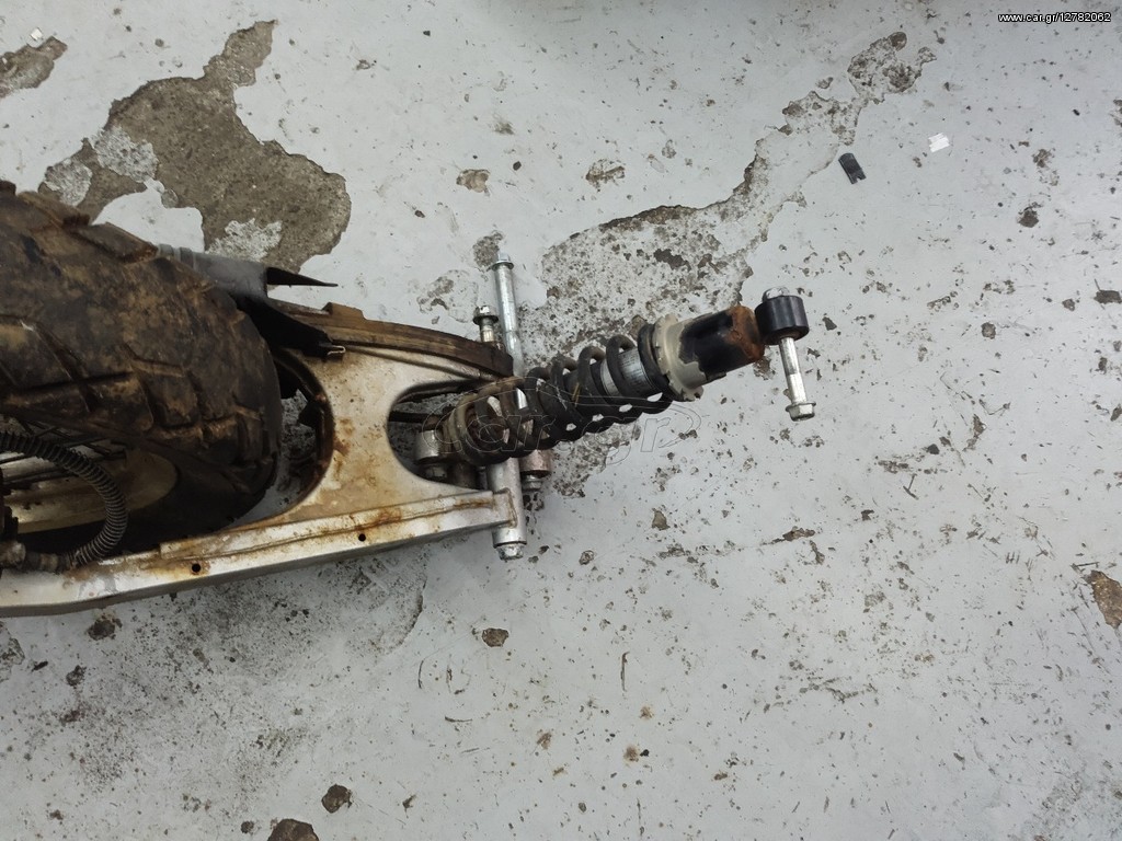 KAWASAKI KLE 400 ΑΝΑΡΤΙΣΗ ΠΙΣΩ