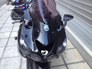 Kawasaki ZZR 1400 2008 ZZR1400-thumb-5