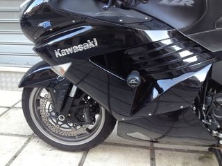 Kawasaki ZZR 1400 2008 ZZR1400-thumb-7