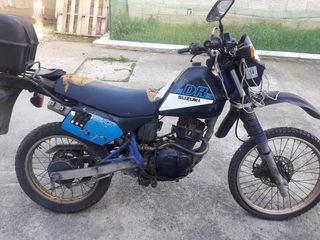 SUZUKI DR 125-thumb-2