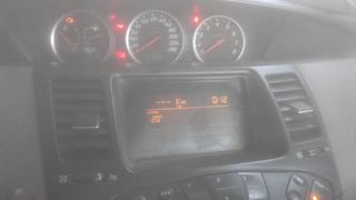 Nissan Primera 2004-thumb-5