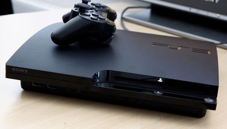 PS3 τσιπαρισμένο με όποια παιχνίδια θελεται. 