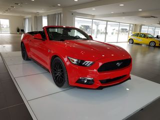 Ford Mustang 2016-thumb-5