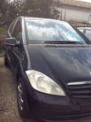 Mercedes-Benz A 160 2009-thumb-4
