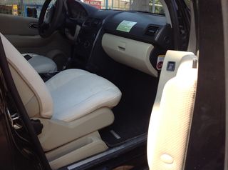 Mercedes-Benz A 160 2009-thumb-10