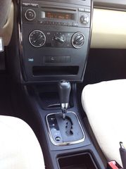 Mercedes-Benz A 160 2009-thumb-7