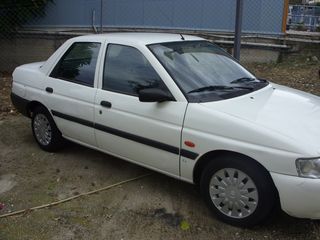 Ford Escort 1995-thumb-2