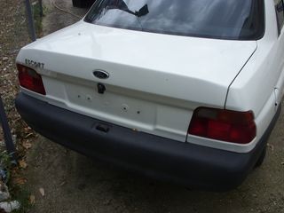 Ford Escort 1995-thumb-3