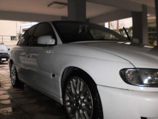 Opel Omega 2001-thumb-2