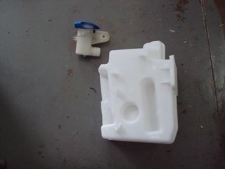 SEAT / VW / AUDI (ΔΟΧΕΙΟ ΝΕΡΟΥ ΥΑΛΟΚΑΘΑΡΙΣΤΗΡΩΝ)-thumb-14