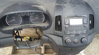 HYUNDAI I 30 09'-thumb-1