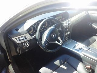 Mercedes-Benz 2015-thumb-10