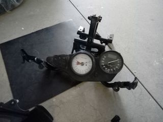 sv 650s διαφορα-thumb-1