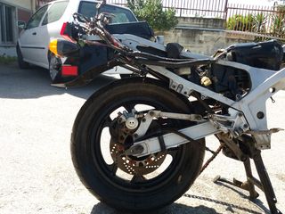KAWASAKI GPZ 400R -thumb-4
