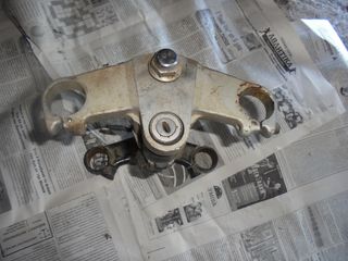 ΣΤΑΥΡΟΣ ΤΙΜΟΝΙΟΥ ΚΑΙ ΤΙΜΟΝΟΠΛΑΚΑ YAMAHA FZR 400 1WG *MOTO LEADER PARTS*