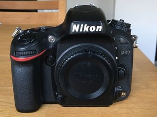 Nikon D610 FULL FRAME body CAMERA (+battery grip!) ΑΡΙΣΤΗ DSLR κάμερα!