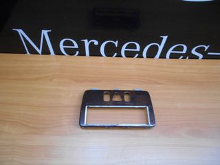 Mercedes Μεταχειρισμένο Πλαίσιο Διακόπτη Πολλαπλών Χρήσεων - CLK C208 - A208 - A2086801936
