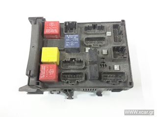 Ασφαλειοθήκη RENAULT LAGUNA ( BG ) Liftback / 5dr 2001 - 2005 ( BG )  ( KG ) 1.6 16V (BG0A, BG0L)  ( K4M 710,K4M 714  ) (107 hp ) Βενζίνη #518095419