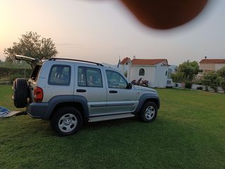 Jeep Cherokee 2005 ΔΕΝ.ΜΑΤΑΒΙΒΑΖΕΤΑΙ.ΧΡΩΣΤΑ.Ι.10000-thumb-8