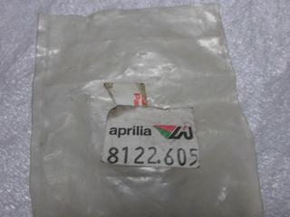 APRILIA  LEONARDO - PEGASO 	Φλάντζα μηχανική αντλίας νερού  AP8122605-thumb-4