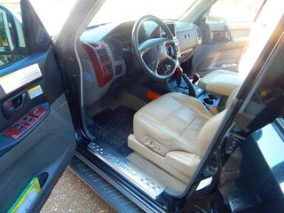 Mitsubishi Pajero 2004-thumb-8