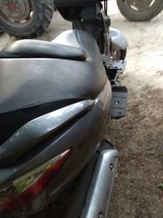 Suzuki AN 200 Burgman  '07-thumb-1