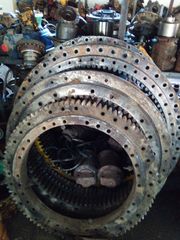 SWING GEARS FOR LIEBHERR CAT O&K CASE POCLAIN ETC..