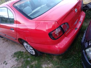 Nissan Primera '01-thumb-1
