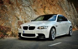 BMW E92 E93 M3 NYXIA EMΠΡΟS-thumb-1