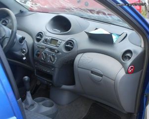 Ταμπλό Toyota Yaris '03