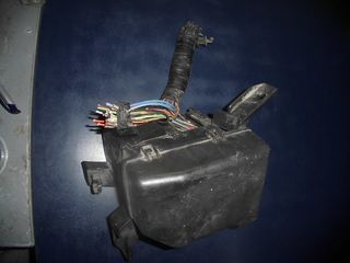 SUZUKI SWIFT 2006-11 ΑΣΦΑΛΕΙΟΘΗΚΗ-thumb-3
