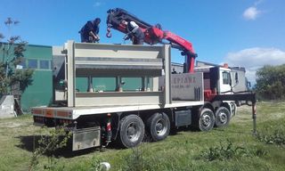 Τρακτέρ John Deere 2000 ΓΕΡΑΝΟΜΕΤΑΦΟΡΕΣ-thumb-2