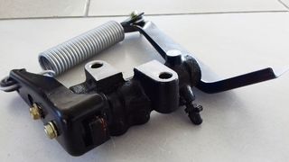 Κατανεμιτής φρένων NISSAN CABSTAR F22-F23-thumb-2