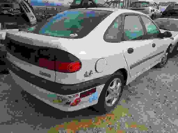 Ψυγείο Καλοριφέρ Renault Laguna '98 Προσφορά.