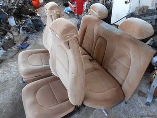 Καθίσματα Saab 900