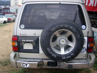 Φανάρια πίσω Mitsubishi Pajero 98'