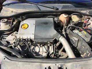 RENAULT CLIO II