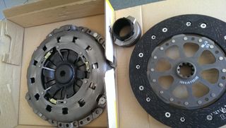 σετ συμπλεκτη μαρκας LUK, BMW E36 , E46 , Z3, με κωδικο : 623277400 , φοραει δισκο χωρις ελατηρια